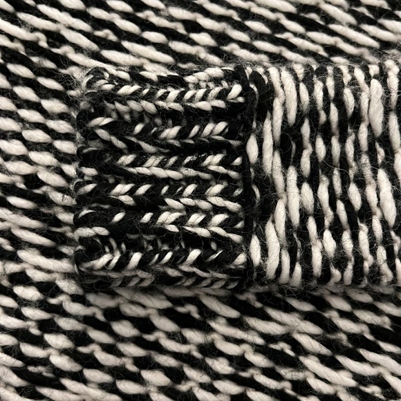 Ann Taylor Black and White Elliptical Stitch Sweater-Size Small - Picture 5 of 7